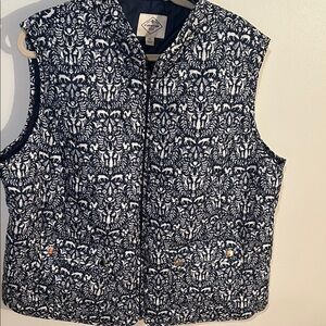 St. John's Bay Blue and White Patterned Vest